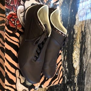 Men’s Puma shoes size 9.5